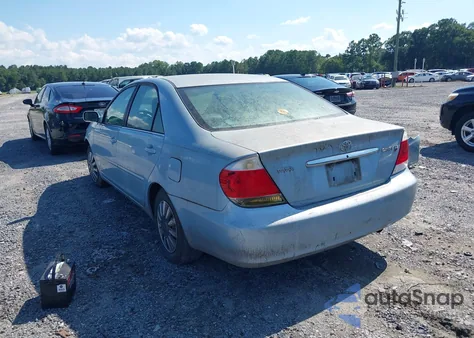 2005 Toyota Camry Le from USA, damaged, VIN 4T1BE32K25U561158